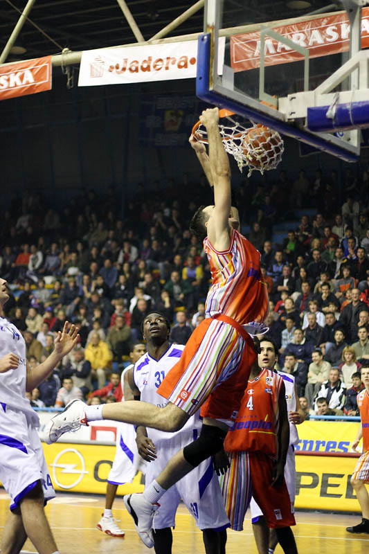 KK Zadar – KK Slovan