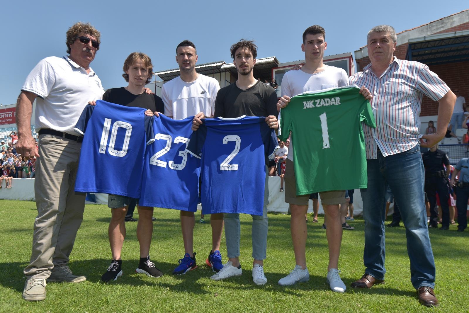Modrić, Vrsaljko, Subašić i Livaković odali počast preminulom suigraču i prijatelju Hrvoju