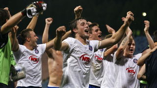 Bukurest, 260810.
Gradski stadion.
Uzvratna utakmica cetvrtog kola kvalifikacija za Europsku ligu izmedju Uniree i Hajduka.
Na fotografiji: slavlje igraca Hajduka.
Foto: Ante Cizmic / CROPIX