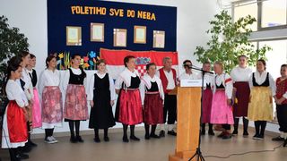 Dan Općine Galovac: Župan Longin otvorio Dom kulture Dan Općine Galovac: Župan Longin otvorio Dom kulture