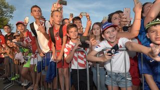 U rodnom Nadinu priređen doček za srebrnog reprezentativca Šimu Vrsaljka