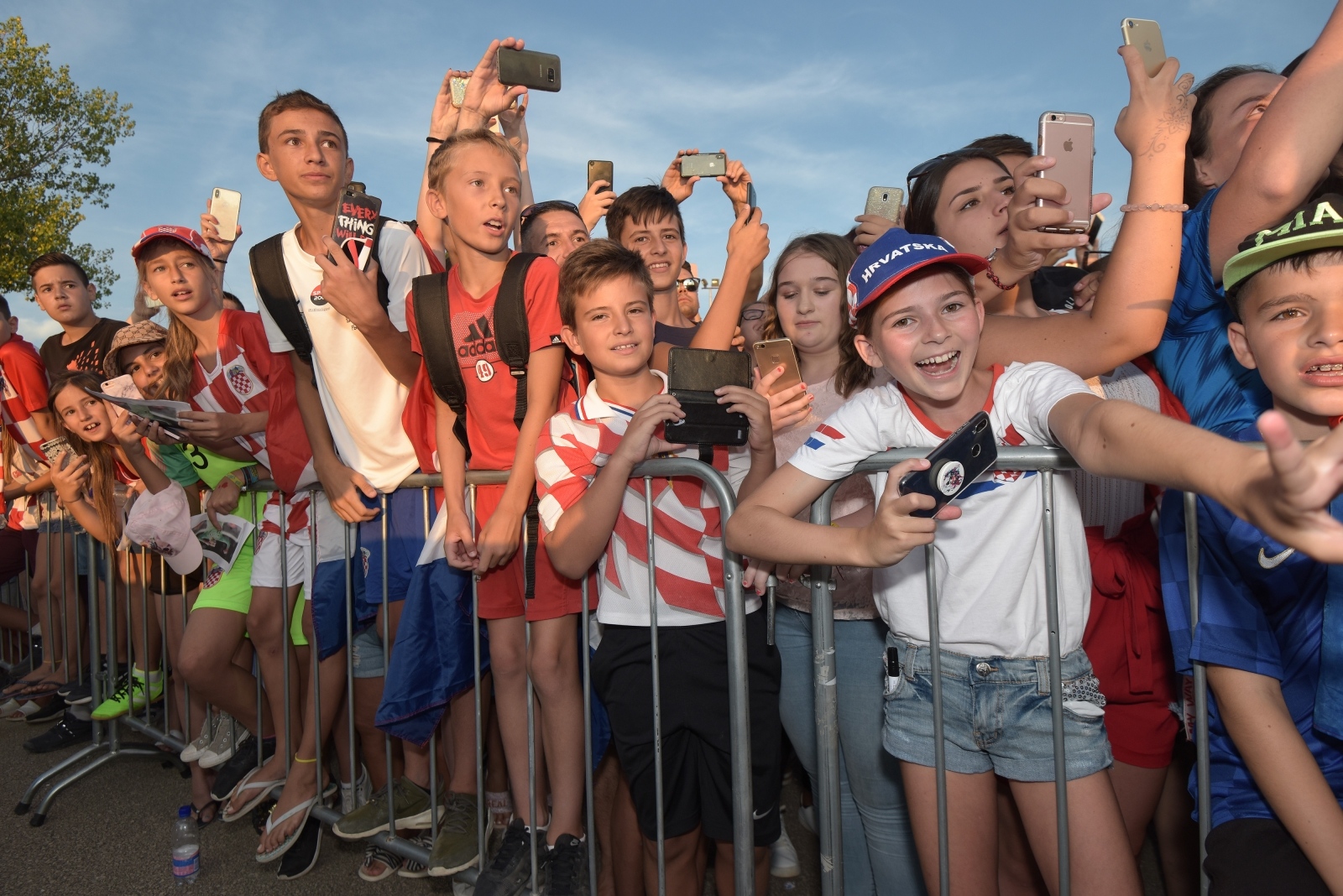U rodnom Nadinu priređen doček za srebrnog reprezentativca Šimu Vrsaljka