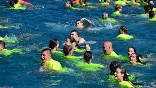 10. dm Millennium Jump na zadarskoj rivi – 3 tisuće skakača poslalo prekrasnu priču u svijet 10. dm Millennium Jump na zadarskoj rivi – 3 tisuće skakača poslalo prekrasnu priču u svijet