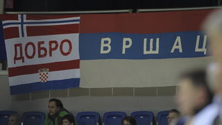 Vrsac, 160112.
Europsko prvenstvo u rukometu u Srbiji.
Prvo kolo, utakmica izmedju Hrvatske i Islanda.
Na slici: transparent.
Foto: Drazen Aleksic / CROPIX Vrsac, 160112.
Europsko prvenstvo u rukometu u Srbiji.
Prvo kolo, utakmica izmedju Hrvatske i Islanda.
Na slici: transparent.
Foto: Drazen Aleksic / CROPIX