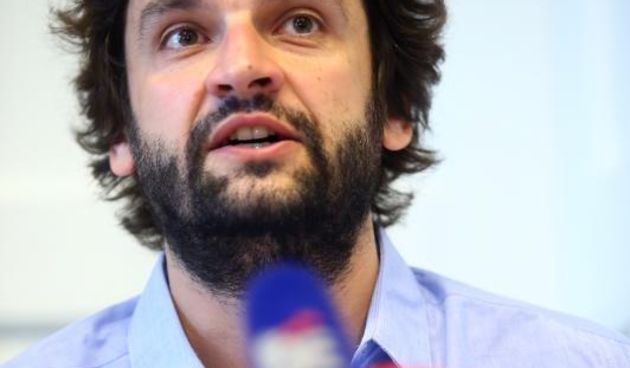 U Novinarskom domu odrzana konferencija za novinare povodom cjelovite kurikularne reforme. Na konferenciji su predstavljene: 1) Dosadasnje aktivnosti i rezultati u okviru Cjelovite kurikularne reforme 2) Provedena strucnu raspravu i nove inacice kurikulum