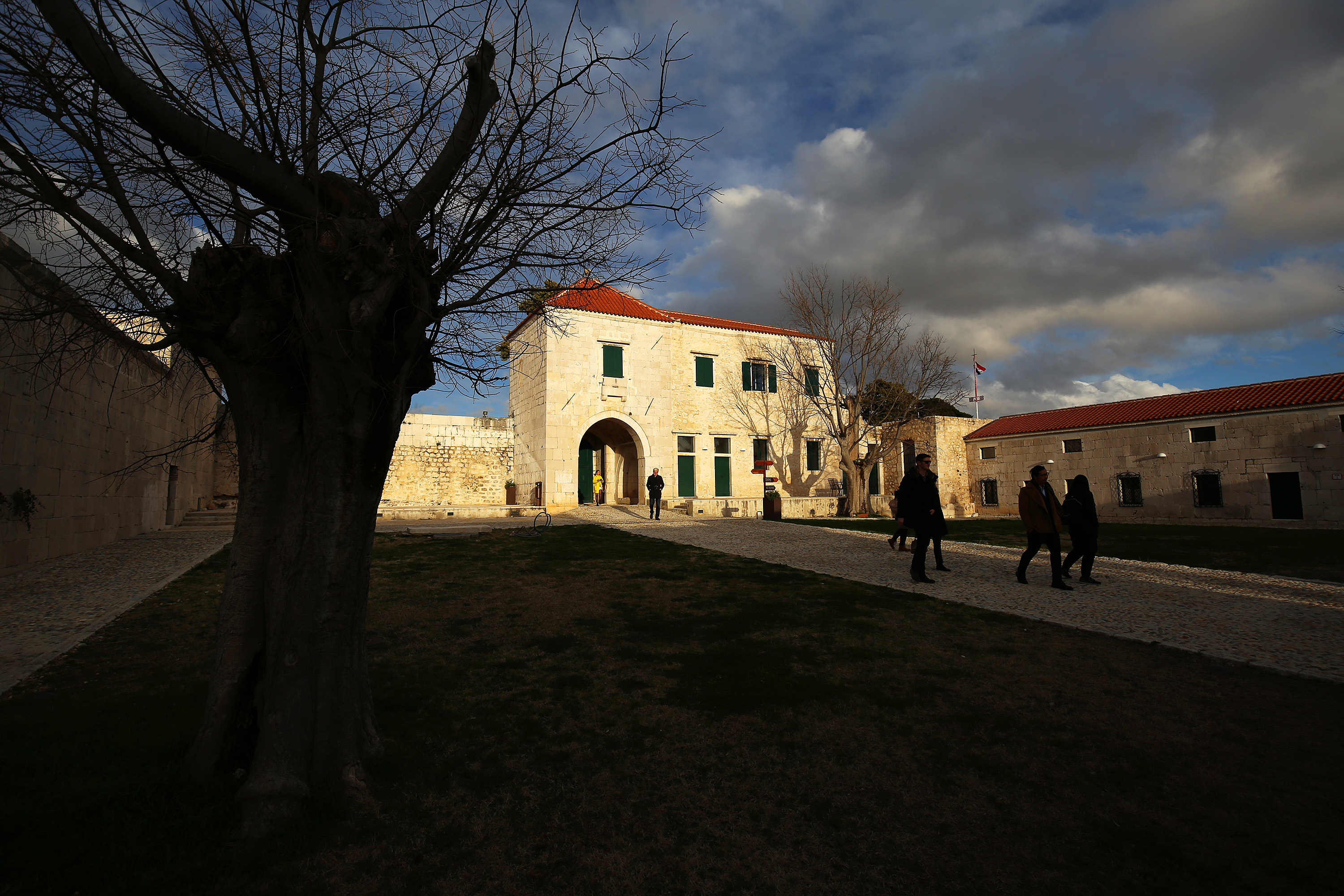 Mediji i uzvanici posjetili Polaču, Vransko jezero i Maškovića han