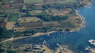 01.08.2013., Zadar – Fotografije panoramskog leta od Zadra do Medulina. Photo: Filip Brala/PIXSELL Autor  Filip Brala/PIXSELL KLJUČNE RIJEČI  let, panorama, grad Zadar, zracni snimak, Jadran, arhipelag, more, avion