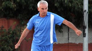 Na Stanovima se uz boćarski turnir održao i revijalni nogometni turnir. Osim prijavljenih ekipa, snage su ponovno odmjeravali liječnici Opće bolnice Zadar i predstavnici poglavarstva Grada Zadra. Na Stanovima se uz boćarski turnir održao i revijalni nogometni turnir. Osim prijavljenih ekipa, snage su ponovno odmjeravali liječnici Opće bolnice Zadar i predstavnici poglavarstva Grada Zadra.