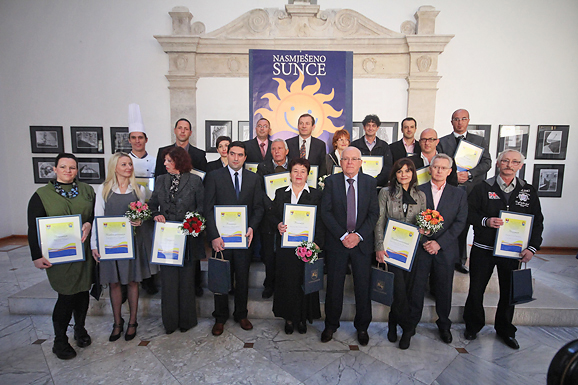 Dodjela nagrade Nasmiješeno sunce (foto:Saša Čuka) Dodjela nagrade Nasmiješeno sunce (foto:Saša Čuka)