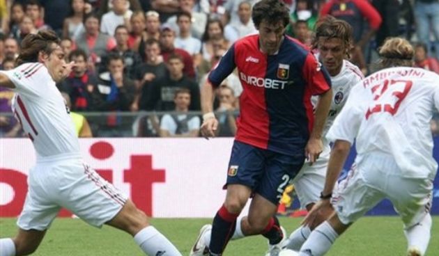 Andrea Pirlo i Diego Milito (Foto:AP Photo)