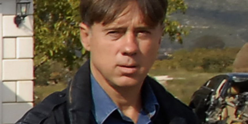 – ARHIVSKA FOTOGRAFIJA – 
Metkovic, 191011.
Metkovski gradonacelnik Stipe Gabric Jambo prijavio je Uskoku reketarenje.
U koordiniranoj akciji Uskoka i policije u Metkovicu su uhiceni Ivici Volarevic-Buc, predsjednik gradske organizacije HSP-a, Ivica Kazna