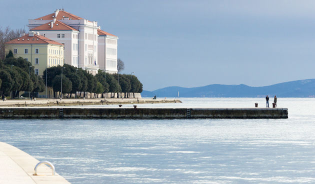 Sveučilište u Zadru, mul i zadarska riva. Đir po gradu 3. siječnja 2017.