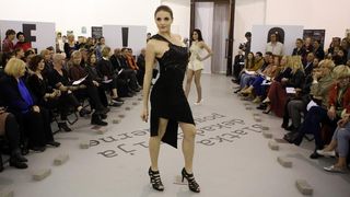 U sklopu tribine Moda osamdesetih – modni laboratorij za 21. stoljece odrzana odrzana modna revija Avangardna moda osamdesetih. Zvoncica Vuckovic. Photo: Robert Anic/PIXSELL