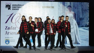 AKA Crescendo. 10. Festival vjenčanja: Modna revija vjenčanica i revija cvijeća 5. ožujka 2017.