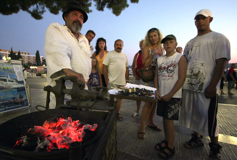 Biograd: Večer starih zanata i rukotvorina (foto: Marin Gospić)