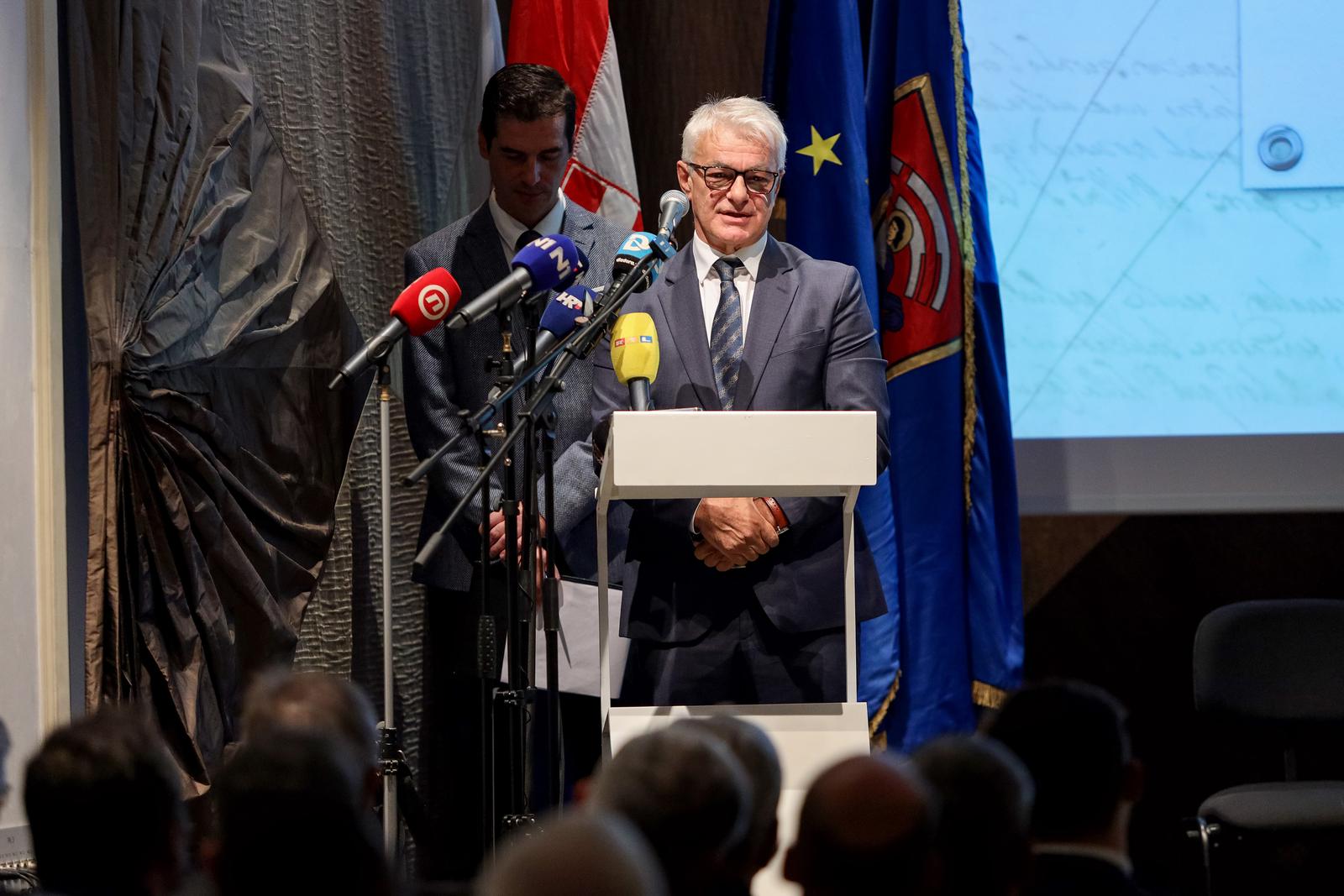 Svečana akademija povodom obilježavanja 400. obljetnice utemeljenja Državnog arhiva Svečana akademija povodom obilježavanja 400. obljetnice utemeljenja Državnog arhiva