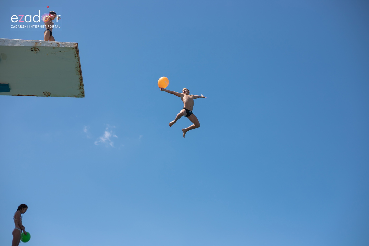 Meta feštica od balona i Ballon Jump