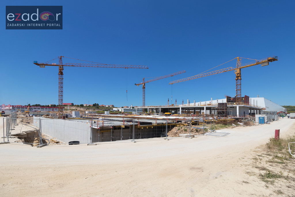 Radovi na proširenju trgovačkog centra Supernova Zadar