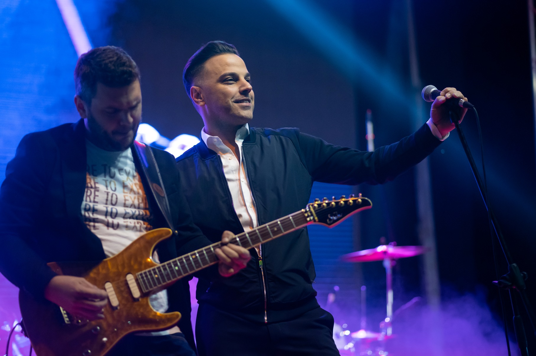 Vatromet, tisuće konfeta, šampanjac, prskalice i koncert Ivana Zaka i Tempo Banda