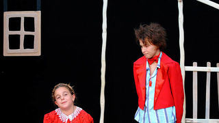 Polaznici dramsko lutkarske radionice Donatolina iz Kazališta lutaka Zadar gostovali su na ovogodišnjem Međunarodnom dječjem festivalu u Šibeniku sa predstavom “Šuma Striborova”, foto: Dino Bara Polaznici dramsko lutkarske radionice Donatolina iz Kazališta lutaka Zadar gostovali su na ovogodišnjem Međunarodnom dječjem festivalu u Šibeniku sa predstavom “Šuma Striborova”, foto: Dino Bara