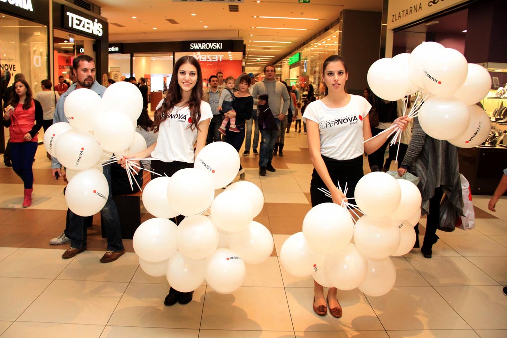 Image 685839 (auto) Image 685839 (auto)