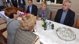 Predsjednica Grabar Kitarović posjetila otok Molat. Foto: Dino Stanin/PIXSELL