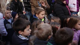 Sveta Luce oduševila mališane u gradu