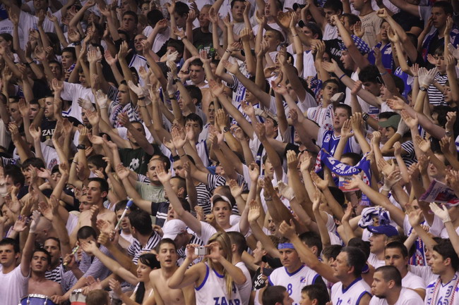 Jazine i Tornado: Prvaci za sva vremena!