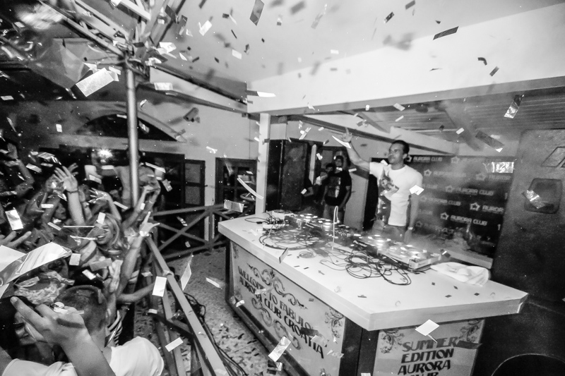 Sinoćnjim nastupom u primoštenskoj Aurori, DJ Antoine ostavio publiku bez daha