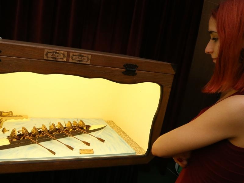 Zbirka od 500-tinjak prepariranih zaba u ljudskim situacijama, smjestena u bivsem kinu Tesla, prema rijecima vlasnika Ivana Medveseka, ne naliazi na dovoljno zanimanje institucija RH pa bi uskoro trebala preseliti u London. Photo: Ivo Cagalj/PIXSELL Zbirka od 500-tinjak prepariranih zaba u ljudskim situacijama, smjestena u bivsem kinu Tesla, prema rijecima vlasnika Ivana Medveseka, ne naliazi na dovoljno zanimanje institucija RH pa bi uskoro trebala preseliti u London. Photo: Ivo Cagalj/PIXSELL