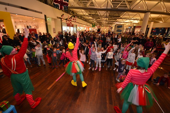 Supernova: Božićni koncert Ivane Kindl i posjet Djeda Božićnjaka, Foto: Iva Perinčić Supernova: Božićni koncert Ivane Kindl i posjet Djeda Božićnjaka, Foto: Iva Perinčić