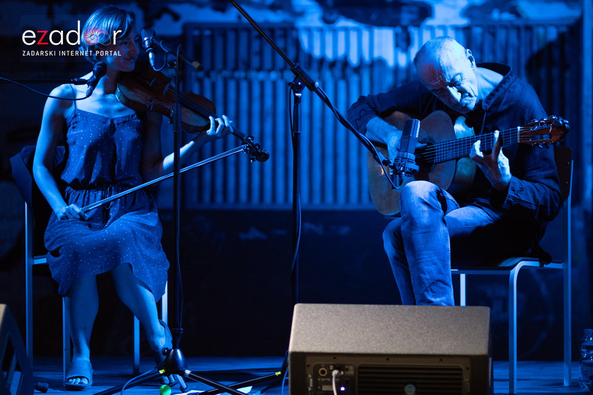 KvartArt 2018: Intimna večer u skate parku uz vrhunski koncert Miroslava Tadića i Yvette Holzwarth KvartArt 2018: Intimna večer u skate parku uz vrhunski koncert Miroslava Tadića i Yvette Holzwarth