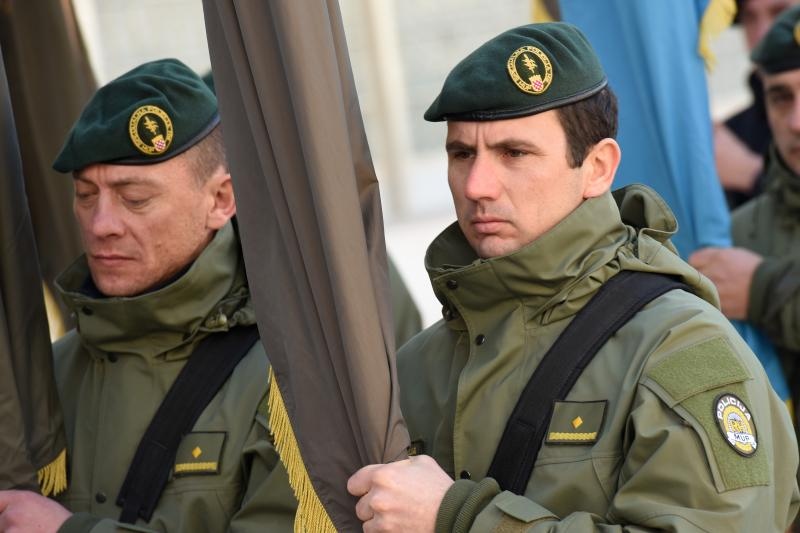 Mimohod postrojbi sudionica VRO Maslenica ulicama Zadra u povodu 24. obljetnice Mimohod postrojbi sudionica VRO Maslenica ulicama Zadra u povodu 24. obljetnice