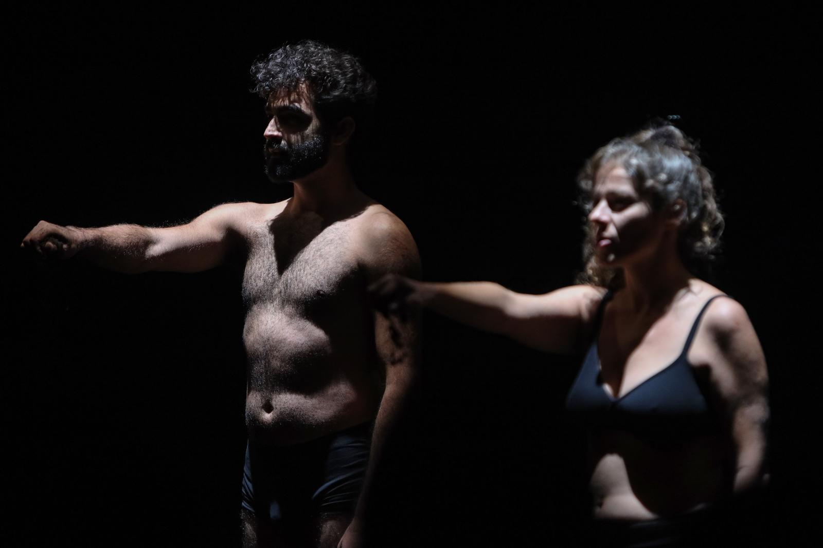 Predstava “(Pret)posljednja panda ili statika” u Kazalištu lutaka Predstava “(Pret)posljednja panda ili statika” u Kazalištu lutaka