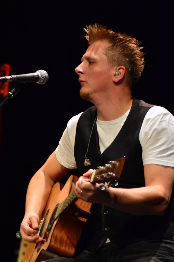 Gibonni nastupio u HNK Zadar, foto: Iva Perinčić Gibonni nastupio u HNK Zadar, foto: Iva Perinčić