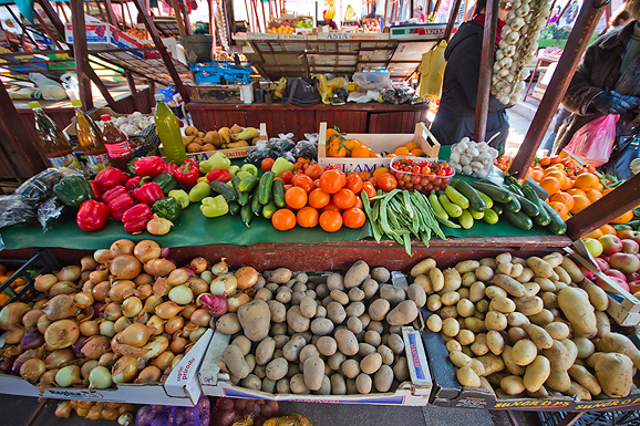 Đir po pijaci, 30. siječnja 2012. (foto:Saša Čuka)