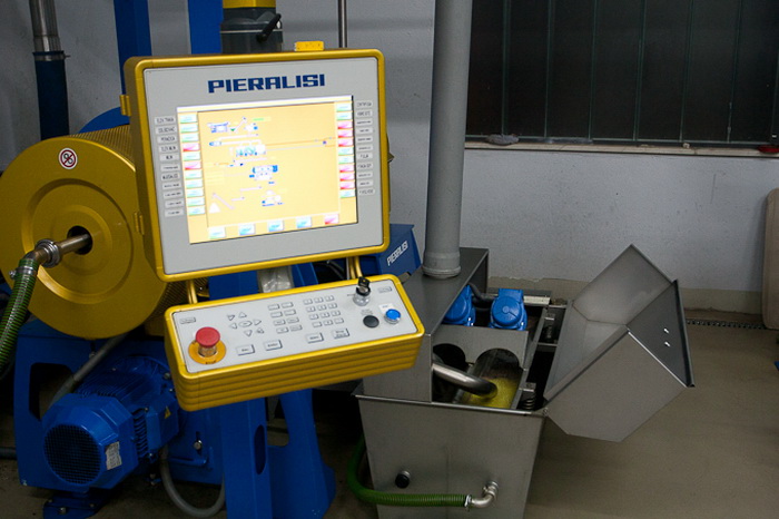 Put masline od stabla do djevicanskog ulja, Foto: Leo Banic Put masline od stabla do djevicanskog ulja, Foto: Leo Banic