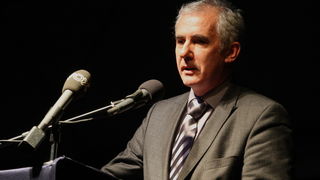 Zadar, 19032011.
Sportska dorana u Benkovcu.
Obiljezavanje 21. obljetnice HDZ-a u Benkovcu.
Na slici: zupan Zadarske zupanije Stipe Zrilic za govornicom
Foto: Vladimir Ivanov / CROPIX