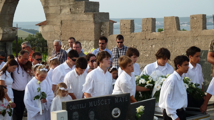 Tkon: Posljednji ispraćaj malenog anđela, Roka Ugrinića 7. lipnja 2011.