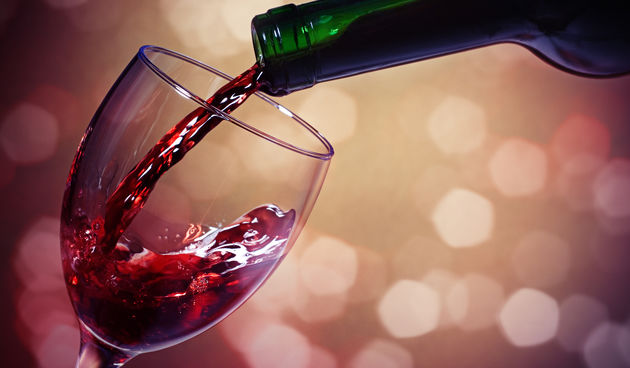 Živjet ćete duže – istraživanja sugeriraju da resveratrol može pomoći ljudima da žive dulje, potiskujući molekule koje uzrokuju upalu, kao i spojeve u krvi koji ometaju proizvodnju inzulina