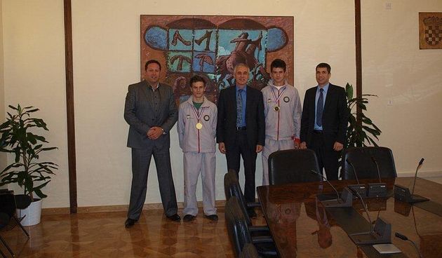 Matej Lebo i Franjo Opačak na prijemu kod župana