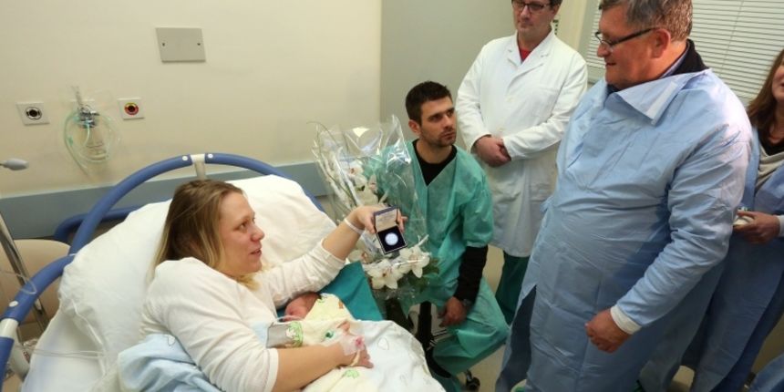 Prva riječka beba u 2017. godini je dječak Andre Mavrić