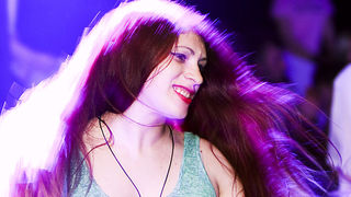 Subota u zagrebačkom Aquariusu protekla je u zagrijavanju za Moonsplash festival koji će se u zrćanskom Aquariusu održati od 11. do 13. kolovoza. Na Moonsplashu će nastupiti planetarne zvijezde elektroničke glazbe: Benny Benassi, Merk & Kremont, Dimitri V Subota u zagrebačkom Aquariusu protekla je u zagrijavanju za Moonsplash festival koji će se u zrćanskom Aquariusu održati od 11. do 13. kolovoza. Na Moonsplashu će nastupiti planetarne zvijezde elektroničke glazbe: Benny Benassi, Merk & Kremont, Dimitri V