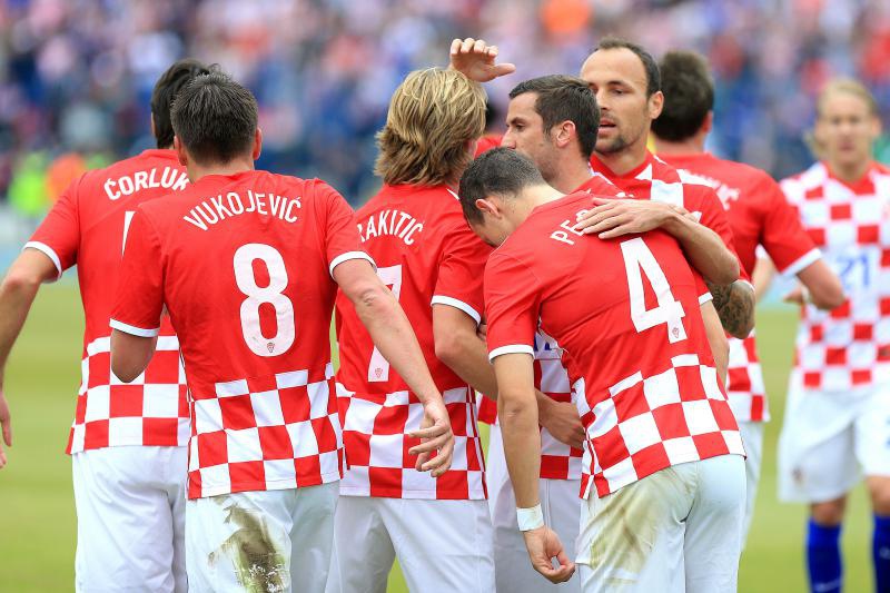 Stadion Gradski vrt, Osijek. Prijateljska nogometna utakmica Hrvatska – Mali (2-1), Foto: Slavko Midzor Stadion Gradski vrt, Osijek. Prijateljska nogometna utakmica Hrvatska – Mali (2-1), Foto: Slavko Midzor