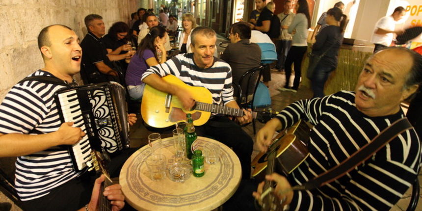 Zadar, 040910.
Sinoc je u Zadru odrzana tradicionalna “Varoska festa”, kojom se u obiljezava svrsetak turisticke sezone.
Na fotografiji: guzva u varosi.
Foto: Vladimir Ivanov / CROPIX Zadar, 040910.
Sinoc je u Zadru odrzana tradicionalna “Varoska festa”, kojom se u obiljezava svrsetak turisticke sezone.
Na fotografiji: guzva u varosi.
Foto: Vladimir Ivanov / CROPIX