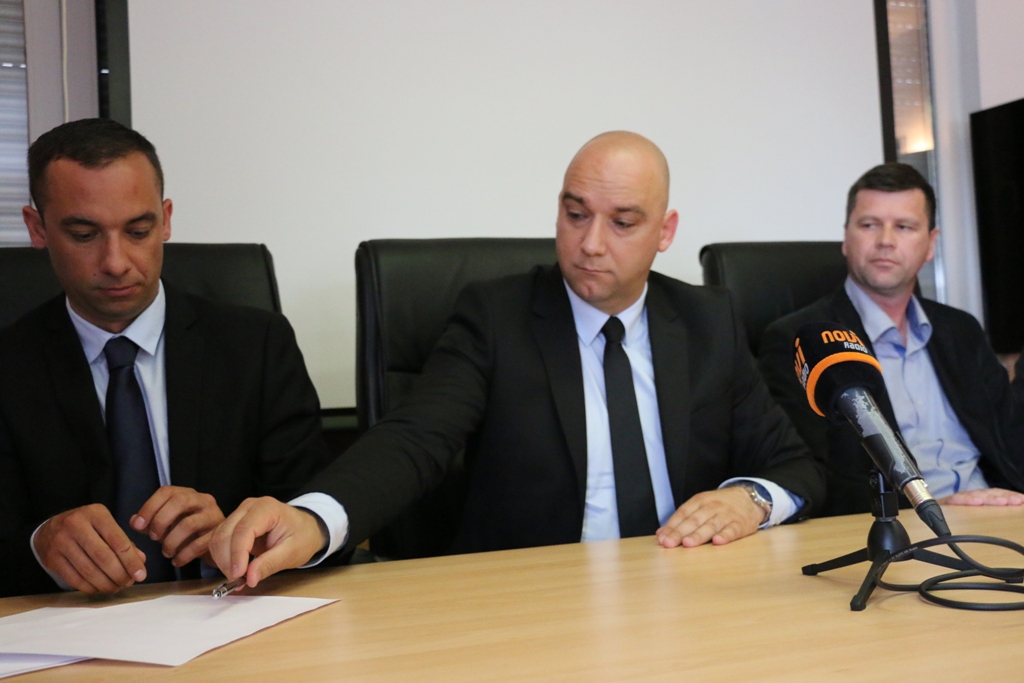 Vir: Predstavljena koalicijska lista na čelu s Kristijanom Kapovićem