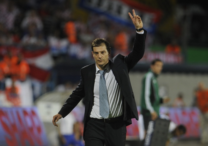 Tel Aviv, 091010.
Ramat-Gan Stadion.
Kvalifikacijska nogometna utakmica grupe F izmedju Izraela i Hrvatske za Euro 2012 u Poljskoj i Ukrajini.
Na slici: Slaven Bilic izbornik.
Foto: Drago Sopta / CROPIX