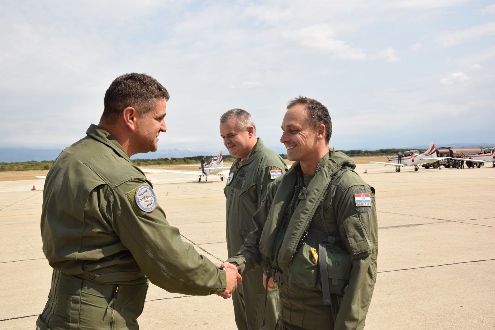 Pukovnik Harapin ostvario 2 tisuće sati naleta na Pilatusu Pukovnik Harapin ostvario 2 tisuće sati naleta na Pilatusu