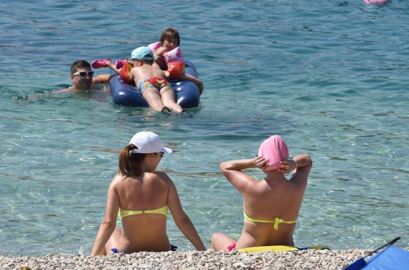 Guštanje na primoštenskim plažama. Photo: Hrvoje Jelavić/PIXSELL Guštanje na primoštenskim plažama. Photo: Hrvoje Jelavić/PIXSELL