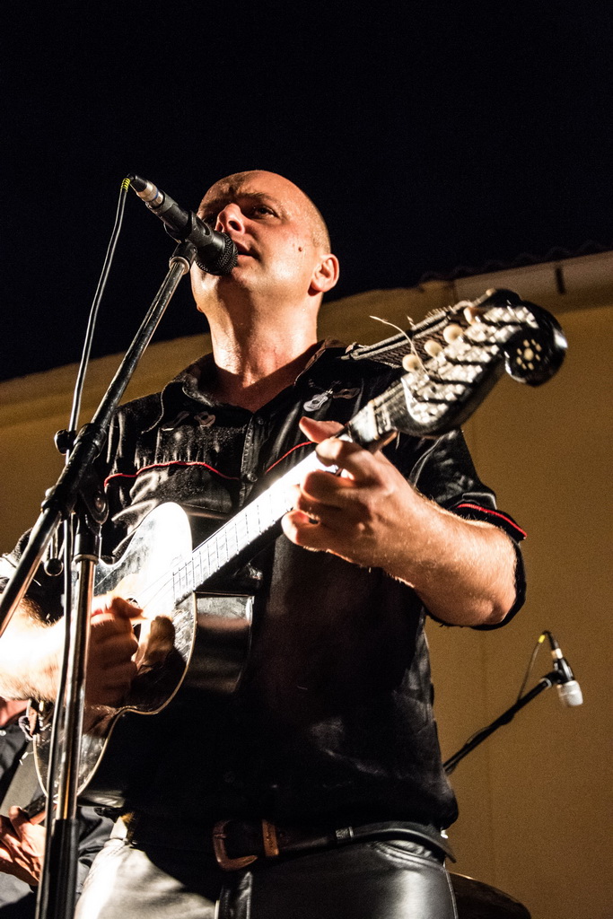 Tamburaški sastav Gazde u Povljani Tamburaški sastav Gazde u Povljani